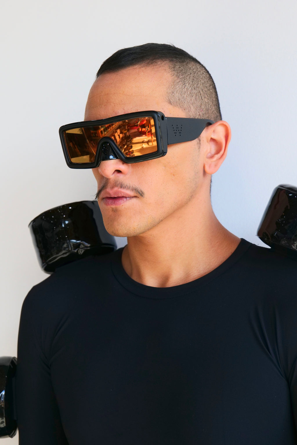 Kris Van Assche Sunglasses Unisex Rectangular Titanium Matte Black Blue  Clip-On with Blue Lenses - KVA92C4SUN : Amazon.co.uk: Everything Else
